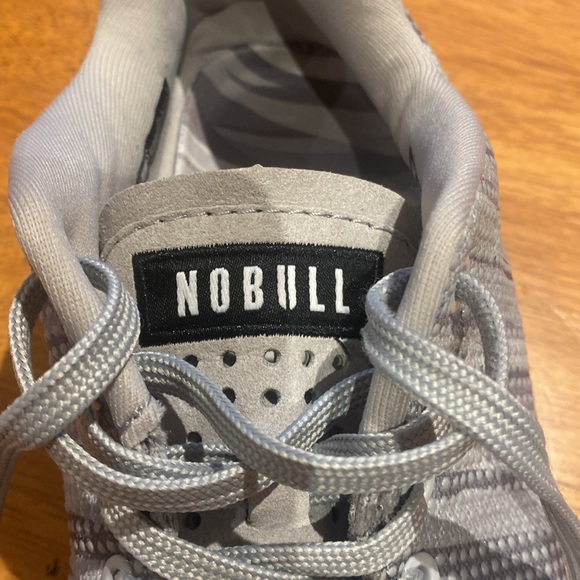 NoBull trainers, w size 9.5 (men size 8) - Picture 5 of 6